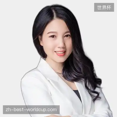 薛静